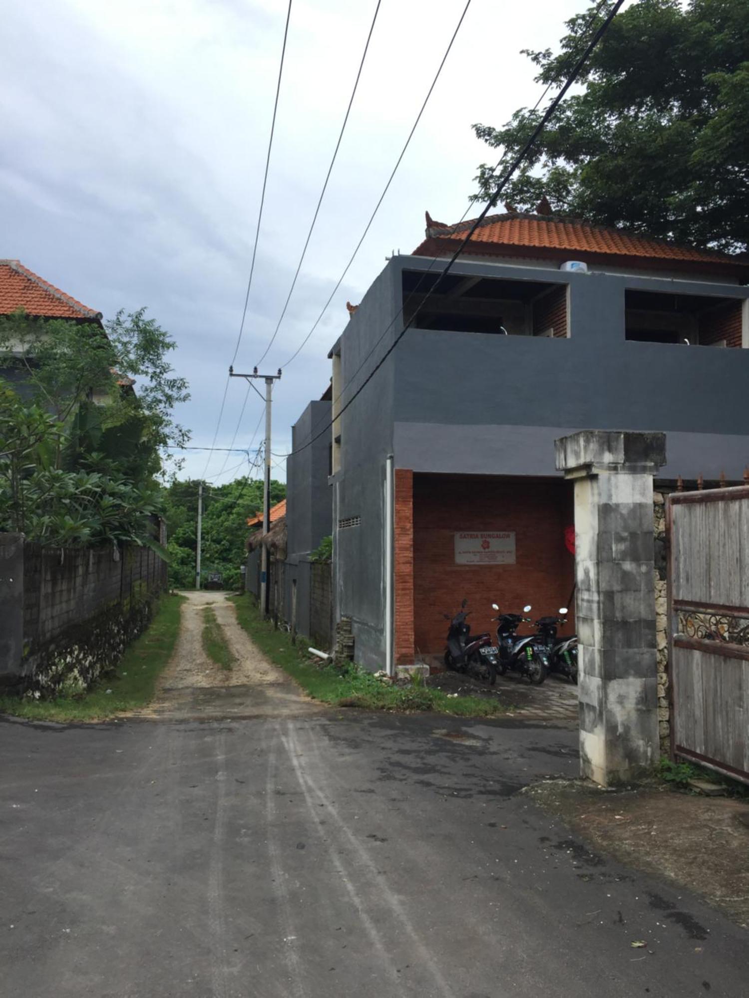 Satria Bungalow Uluwatu Kültér fotó